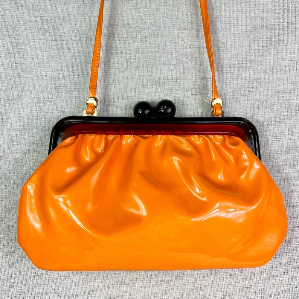 VINTAGE NWT Carla Marchi Italian made vinyl purse with faux tortoiseshell clasp - Picture 2 of 7